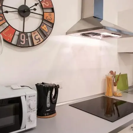 Comfortable Apartment Near'S Lambrate Station 公寓 *