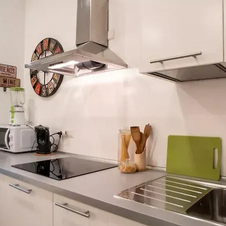Comfortable Apartment Near'S Lambrate Station