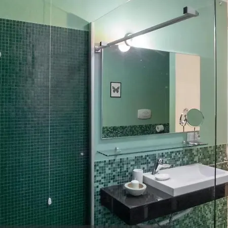 公寓 Comfortable Apartment Near'S Lambrate Station *
